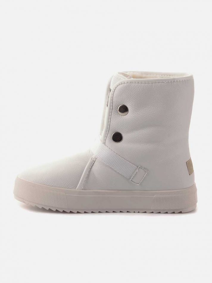 platform chelsea boots in off white